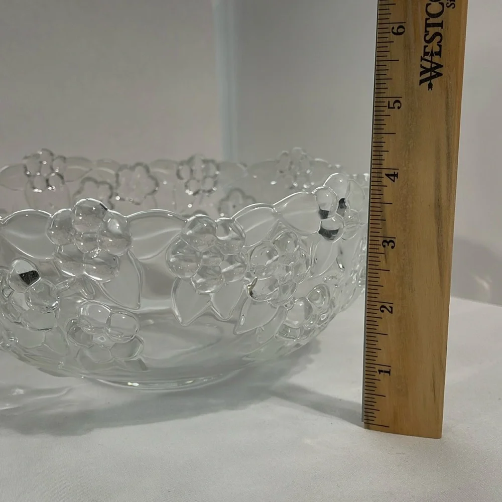 Williams Sonoma Mikasa Crystal 8.75